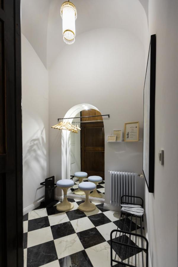 Apartment Swanky Residence, 4 Stars, Centre, Free Parking