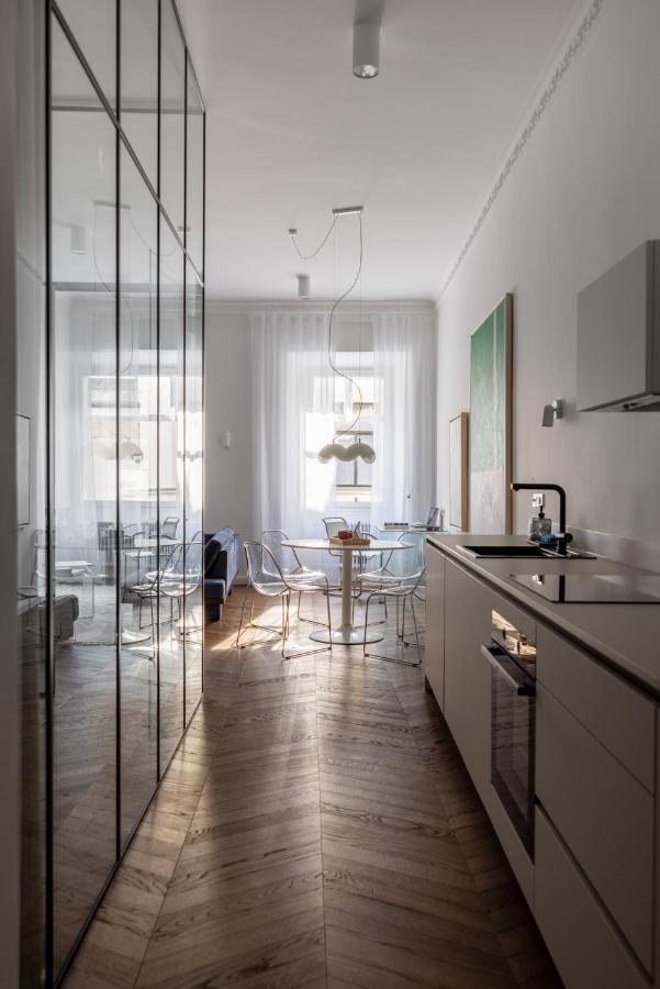 Swanky Residence, 4 Stars, Centre, Free Parking Apartment Ljubljana
